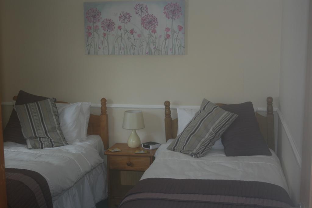 Laragh Mountain View Lodge Saggart Habitación foto